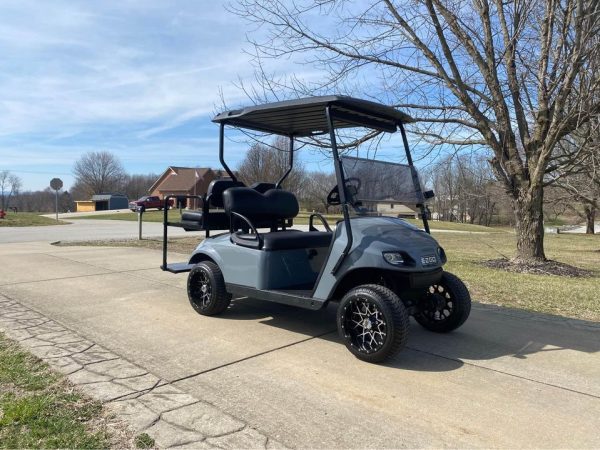 2014 E-Z-GO TXT Gas Golf  Cart - Image 2